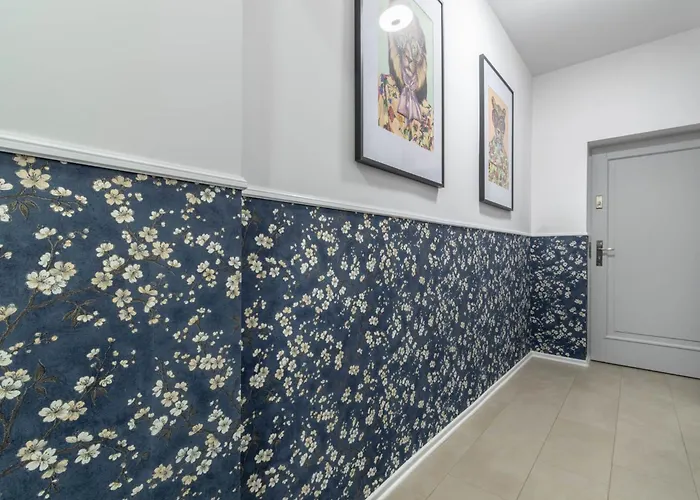 Flowers Point Apartment *